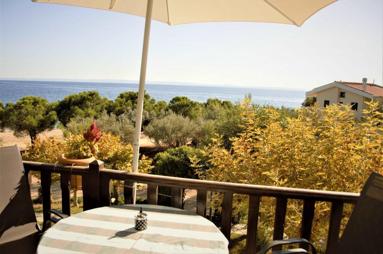 Apartment Nikos *