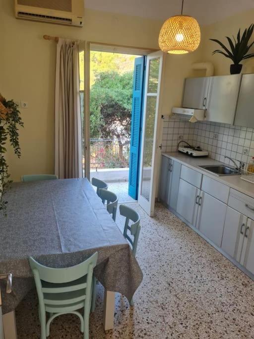 Apartment Big On The