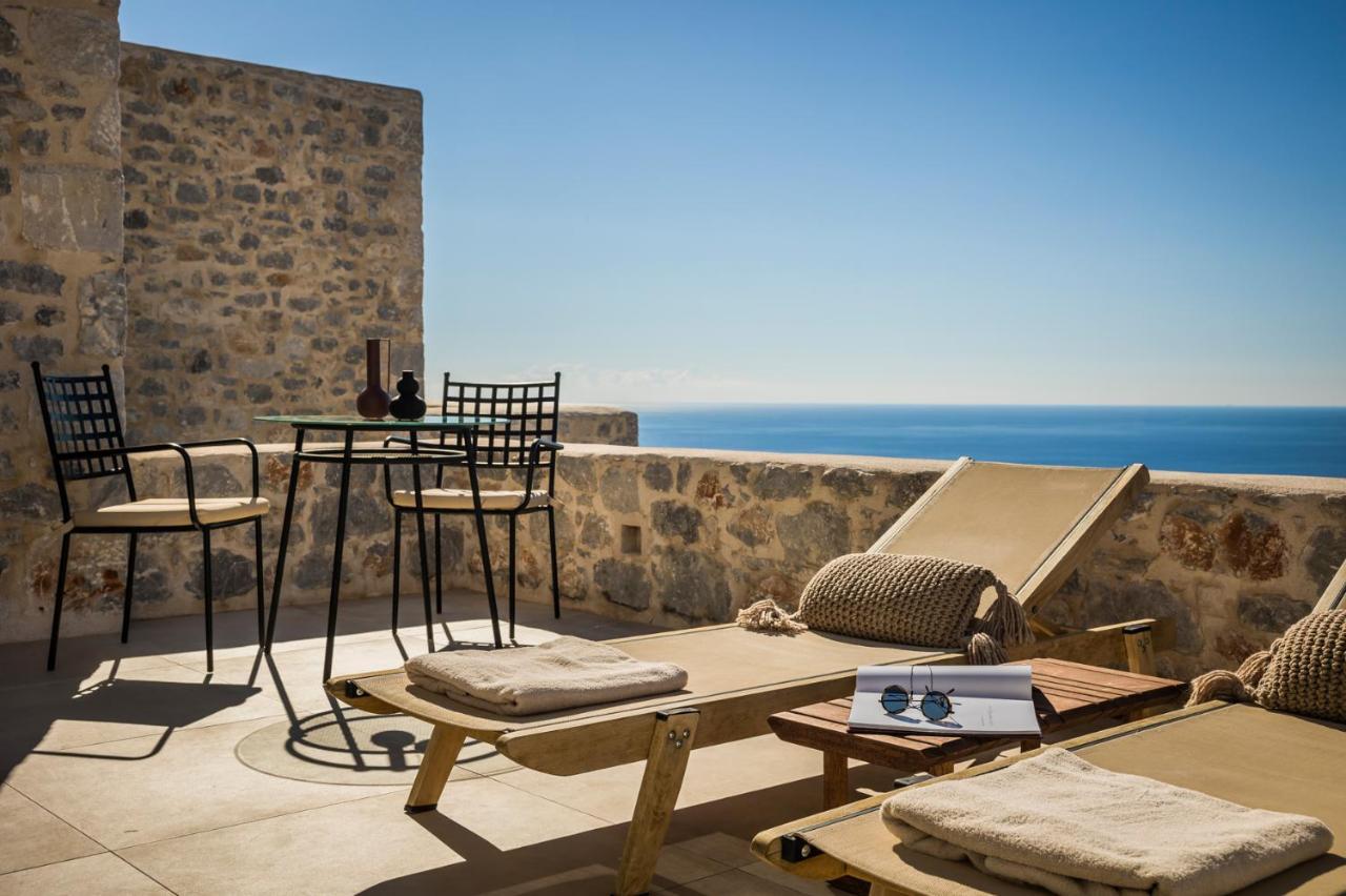 Aria Estate &