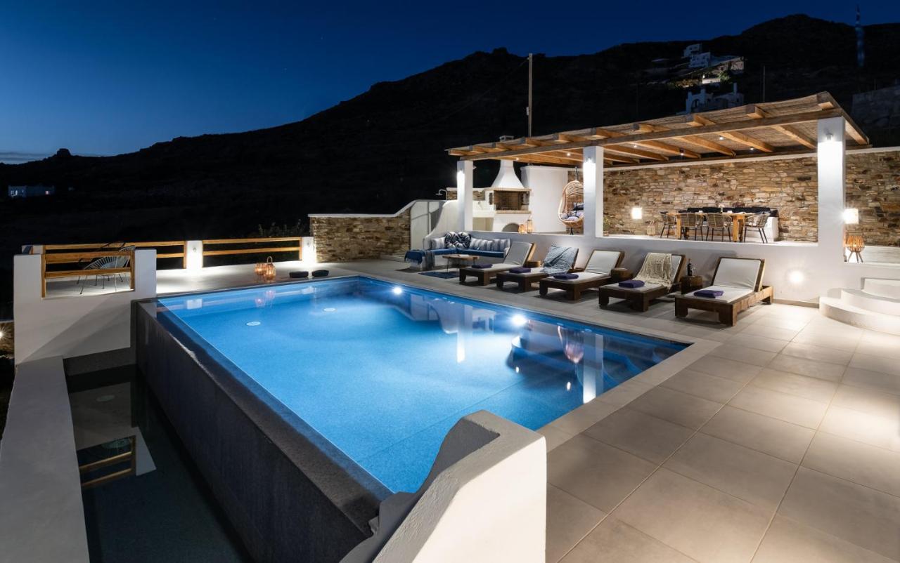 Naxos Skyline Deluxe Villa *