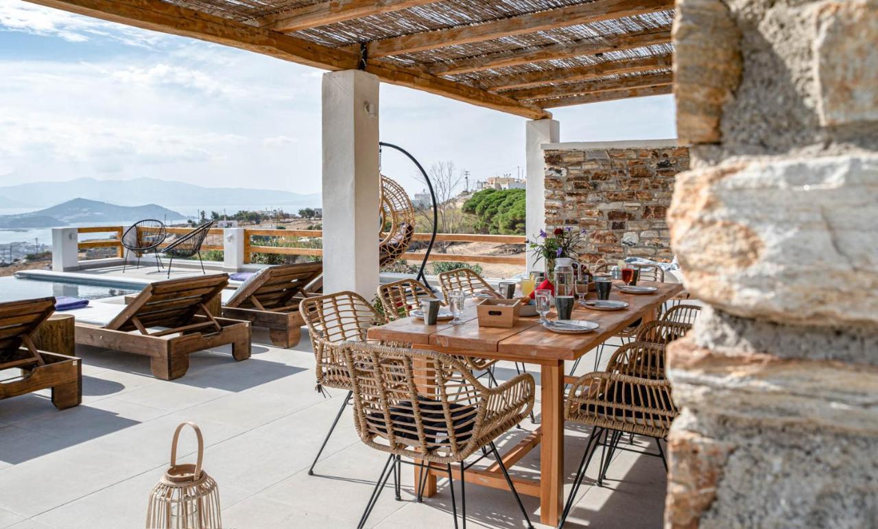 Naxos Skyline Deluxe * Agkidia