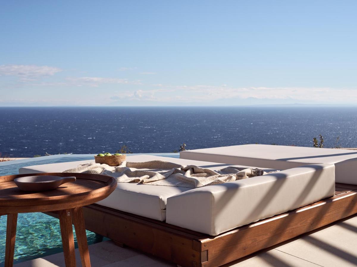 Yoma Cove * Volimes