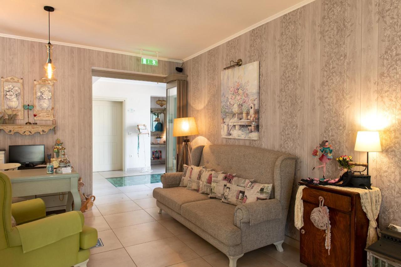 Bed & Breakfast Anthelion *