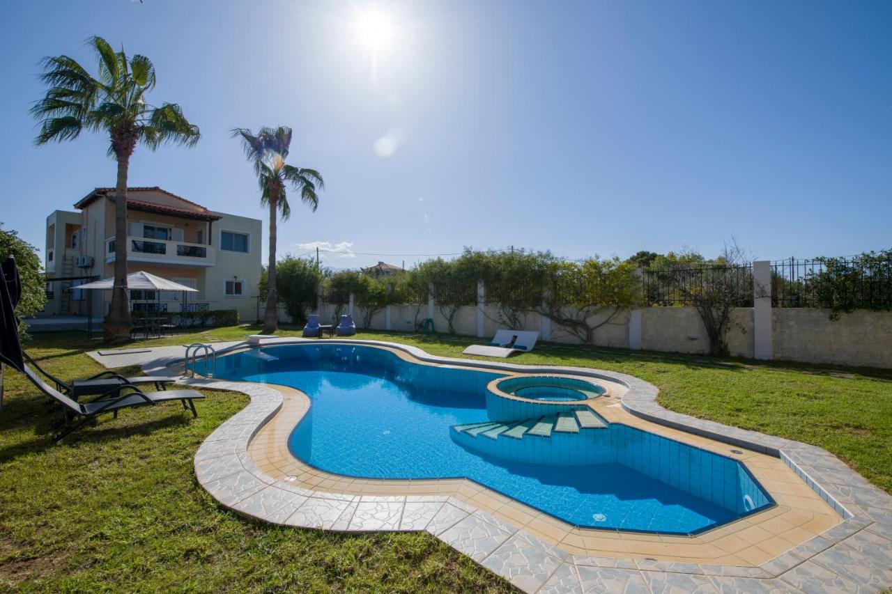 Ifigeneia Private Hot Tub Holiday home *