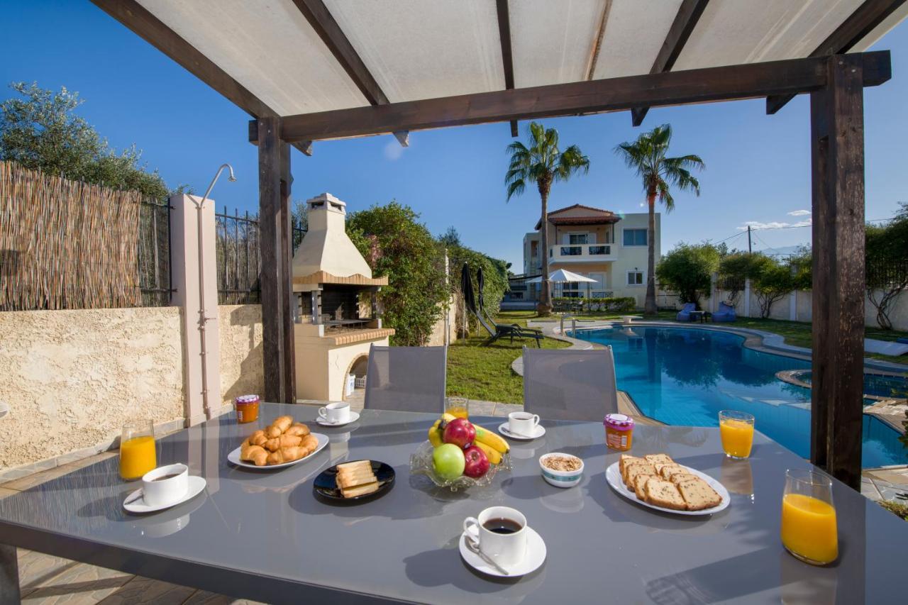Holiday home Ifigeneia Private Hot Tub *