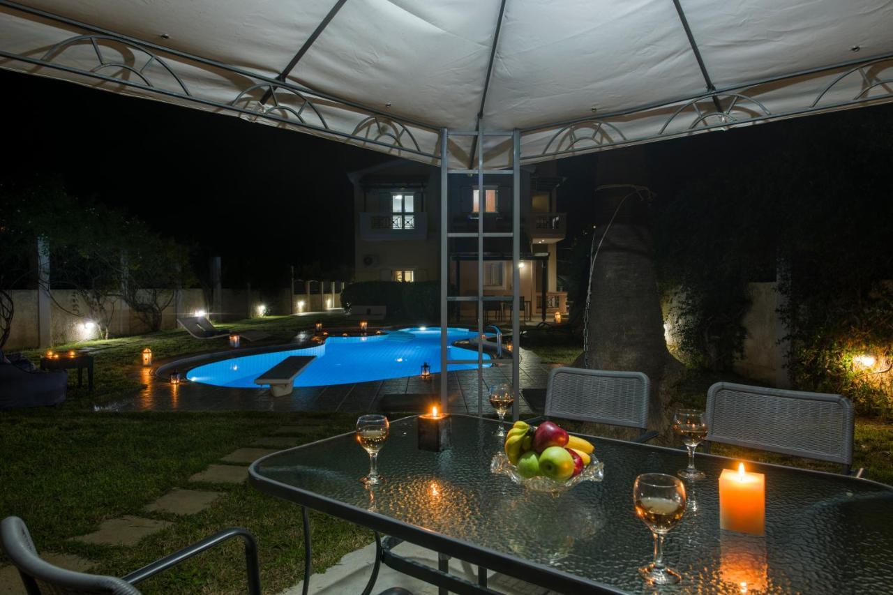 Ifigeneia Private Hot Tub Holiday home *