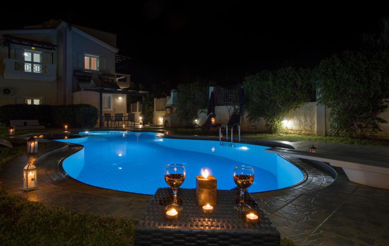 Ifigeneia Private Hot Tub Holiday home *
