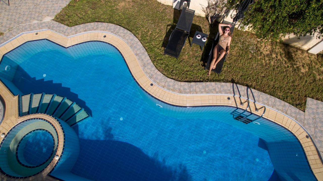 Holiday home Ifigeneia Private Hot Tub *