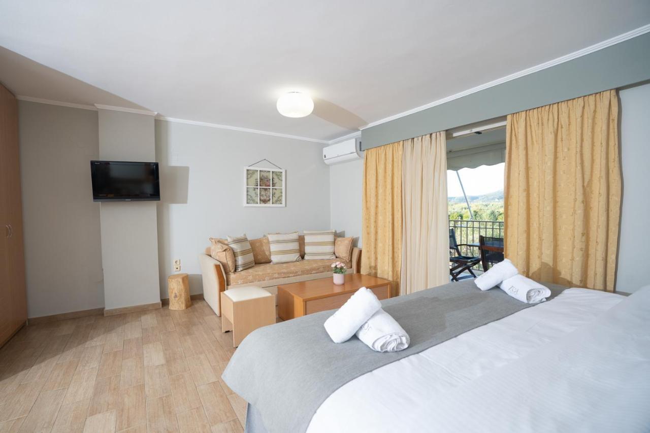 Hotel Zoe Seaside 4*