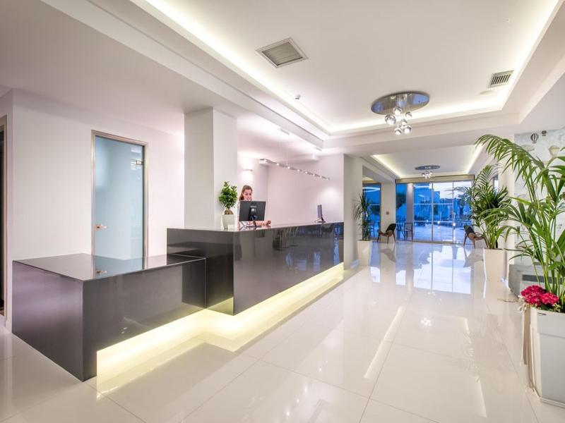 Hotel Mediterranee 3*
