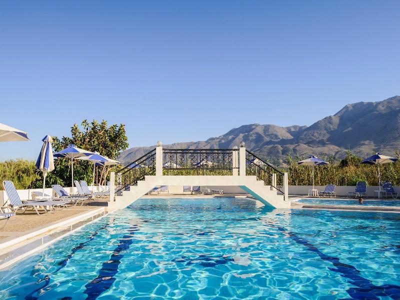 Vantaris Garden And Corner 4*