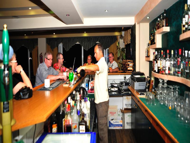 Athinoula Hotel
