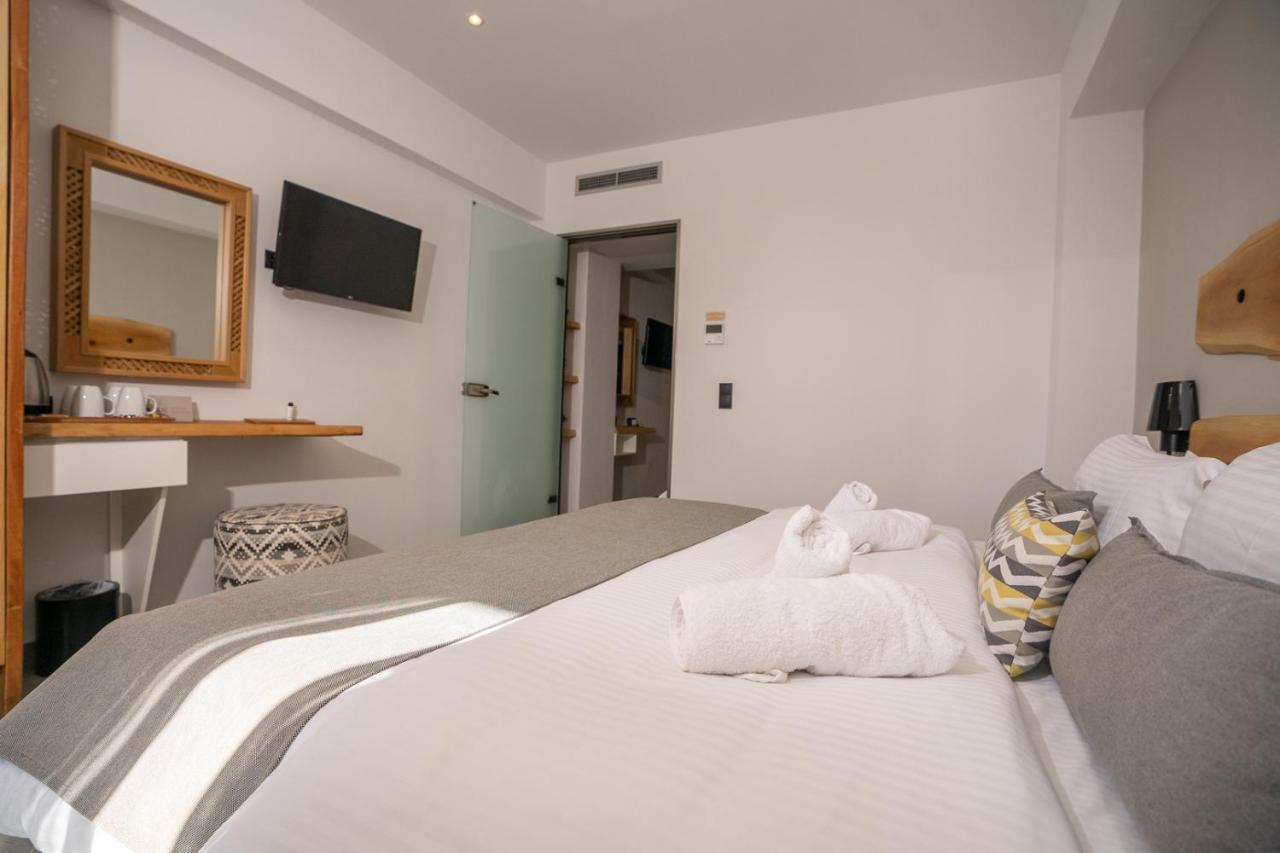 Zoe Seaside Hotel