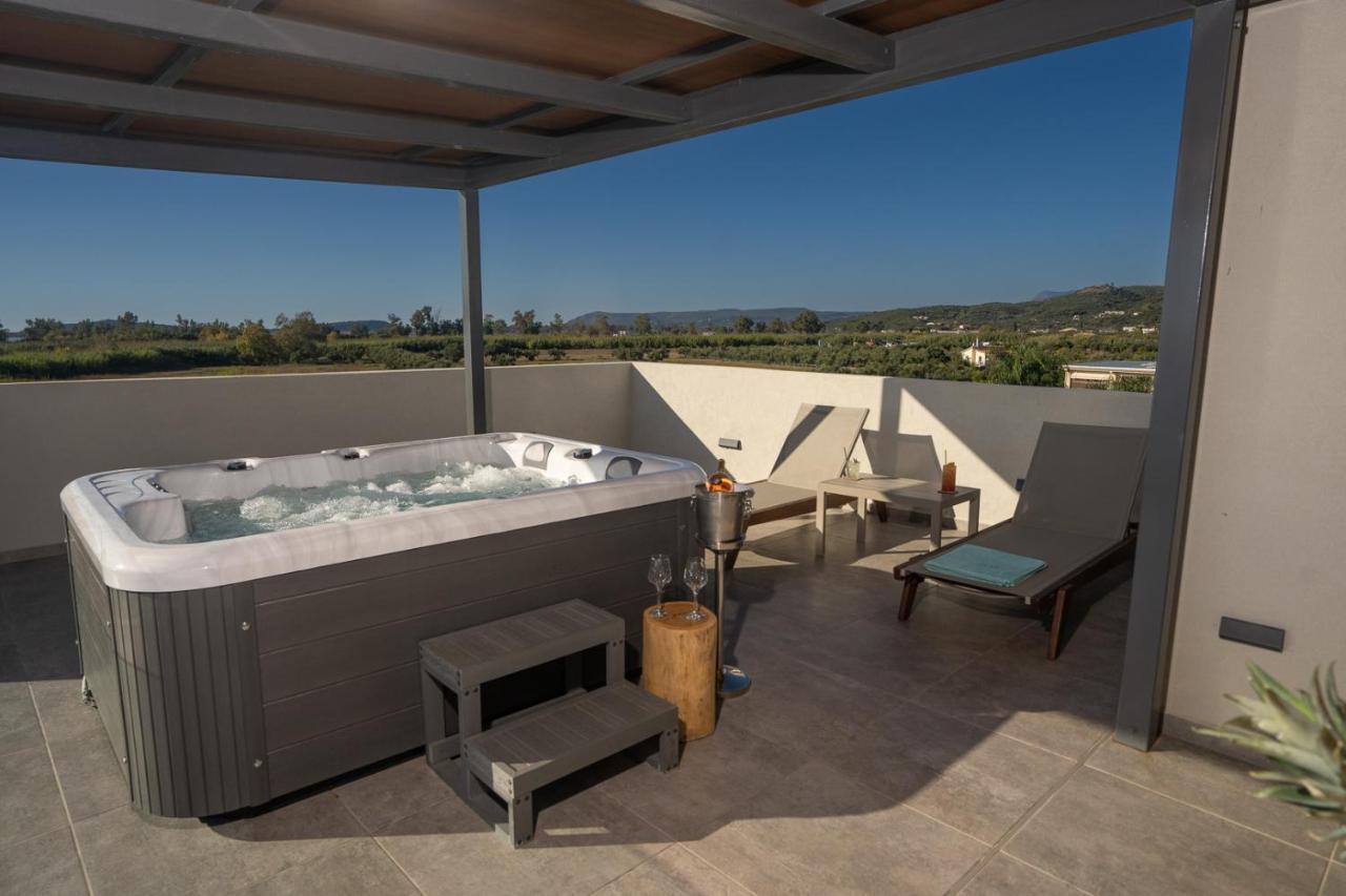 Zoe Seaside Hotel 4*