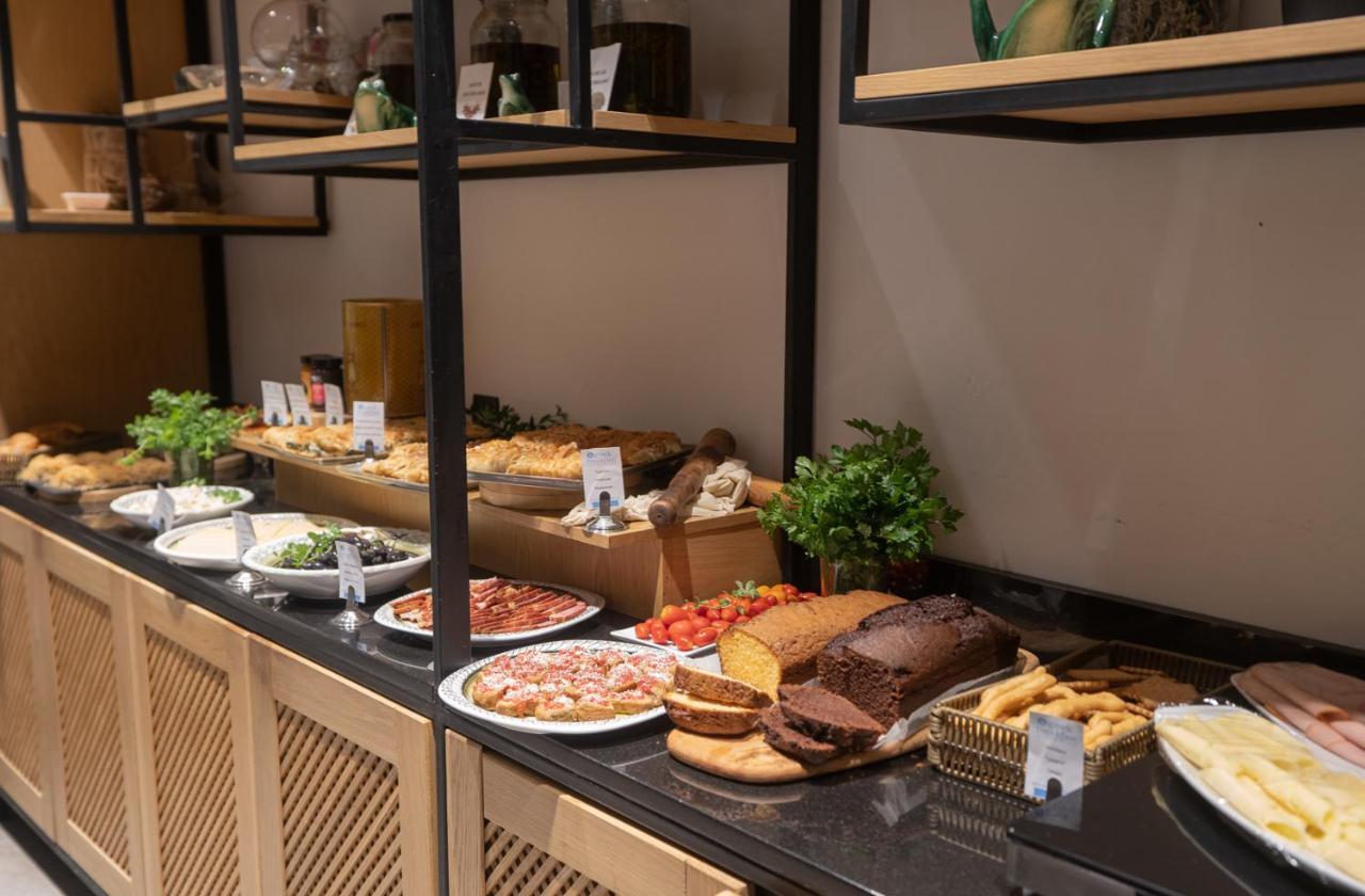Zoe Seaside Hotel 4*