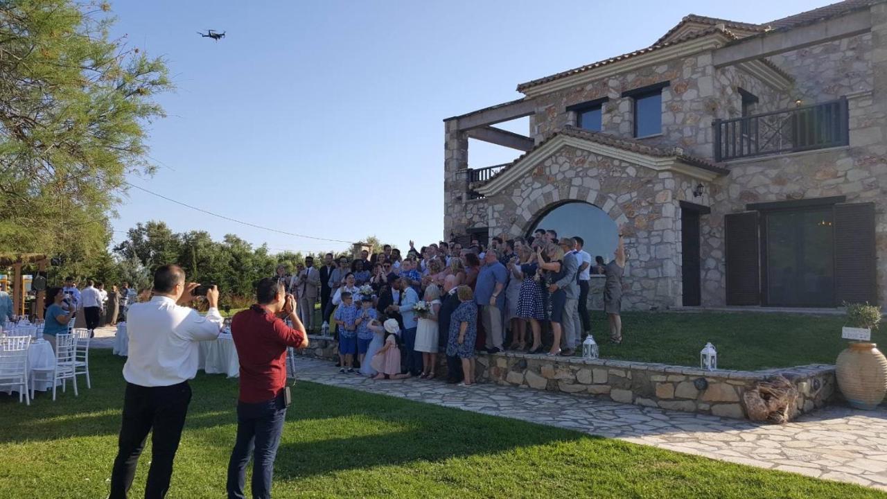 Villa Palazzo Di P Villa, World 5Th Award *