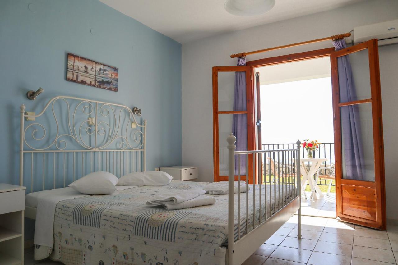 Spyridoula Lourdata (Kefalonia)