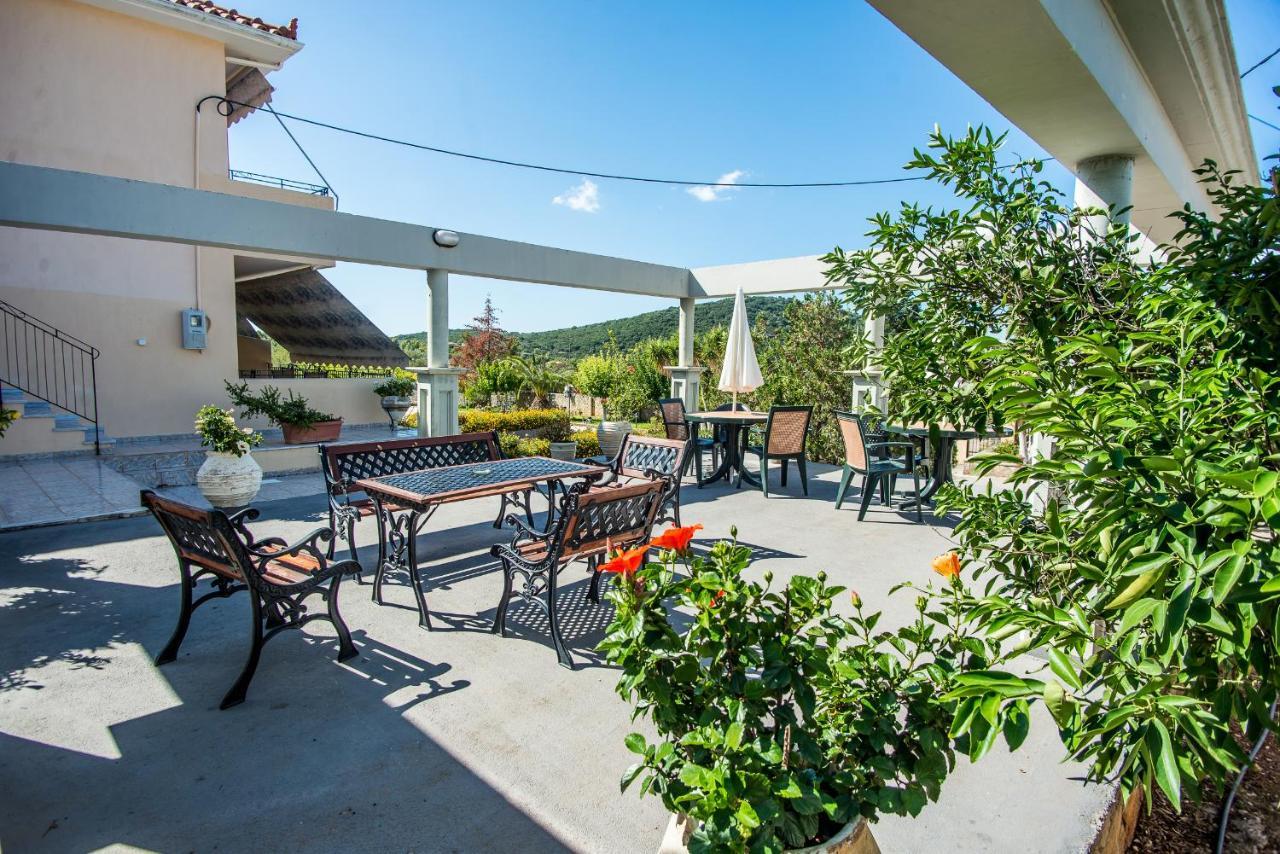 Aristotelis Apartment