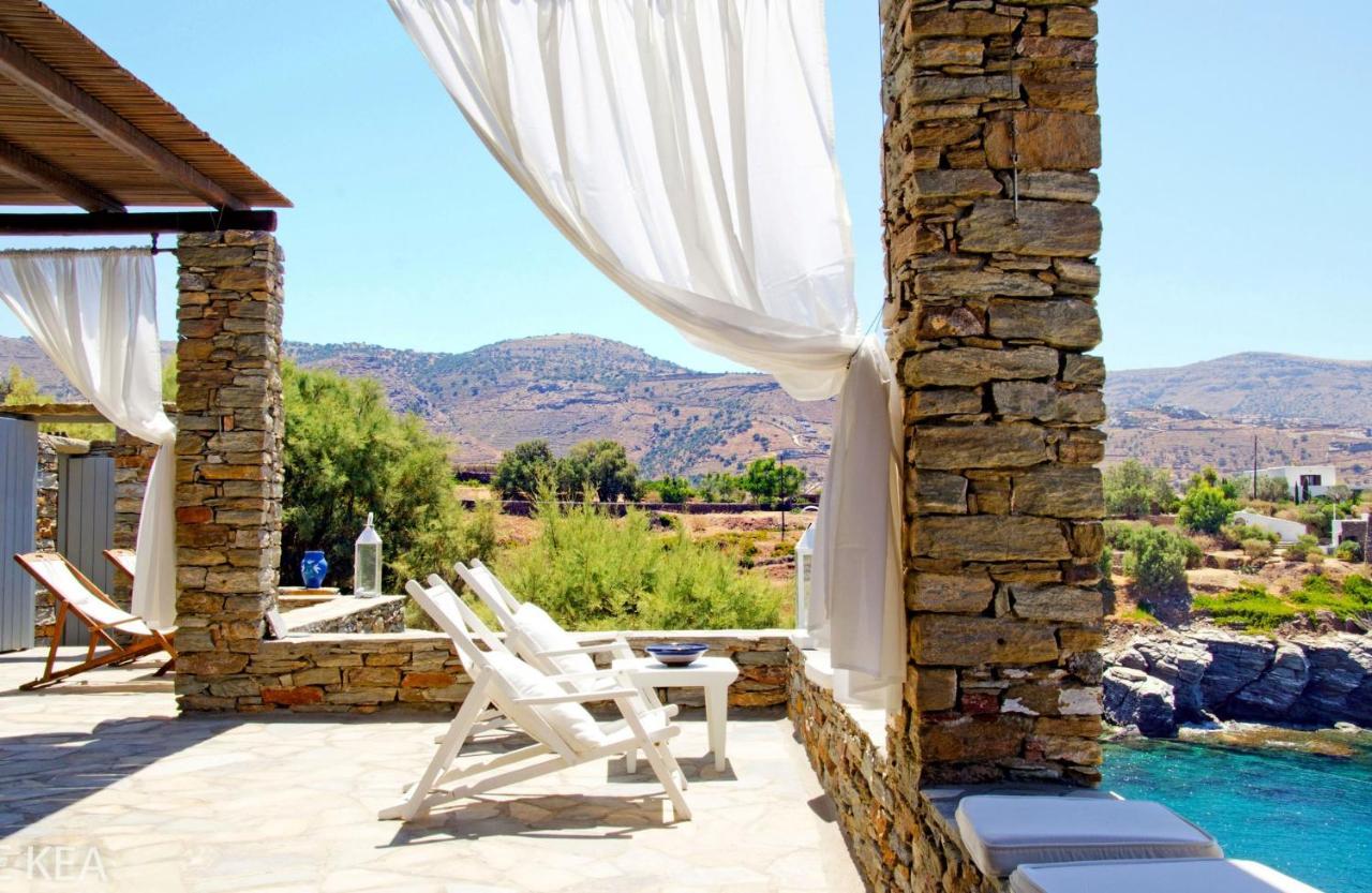 Fantastic Waterfront In Koundouros, Kea Holiday home Ioulis