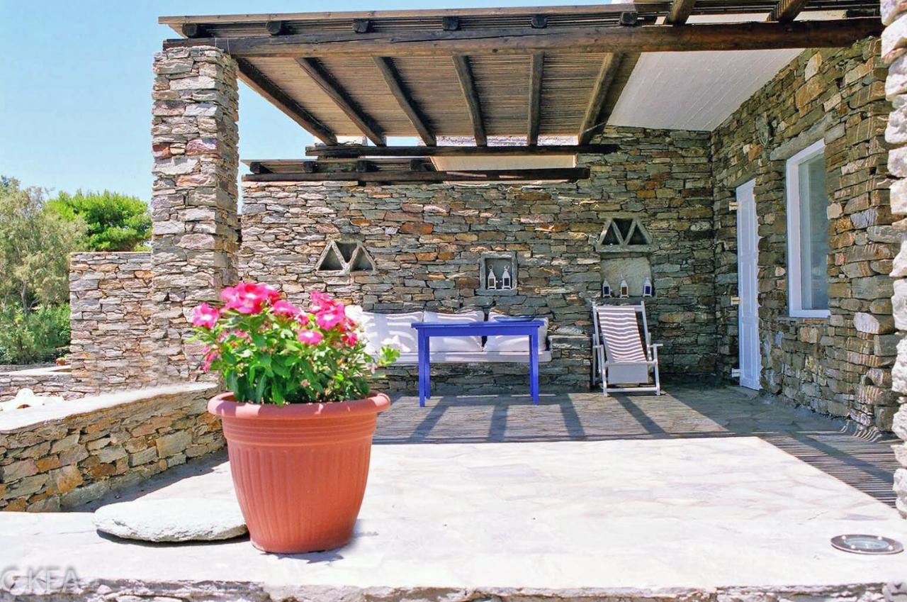 Fantastic Waterfront In Koundouros, Kea *