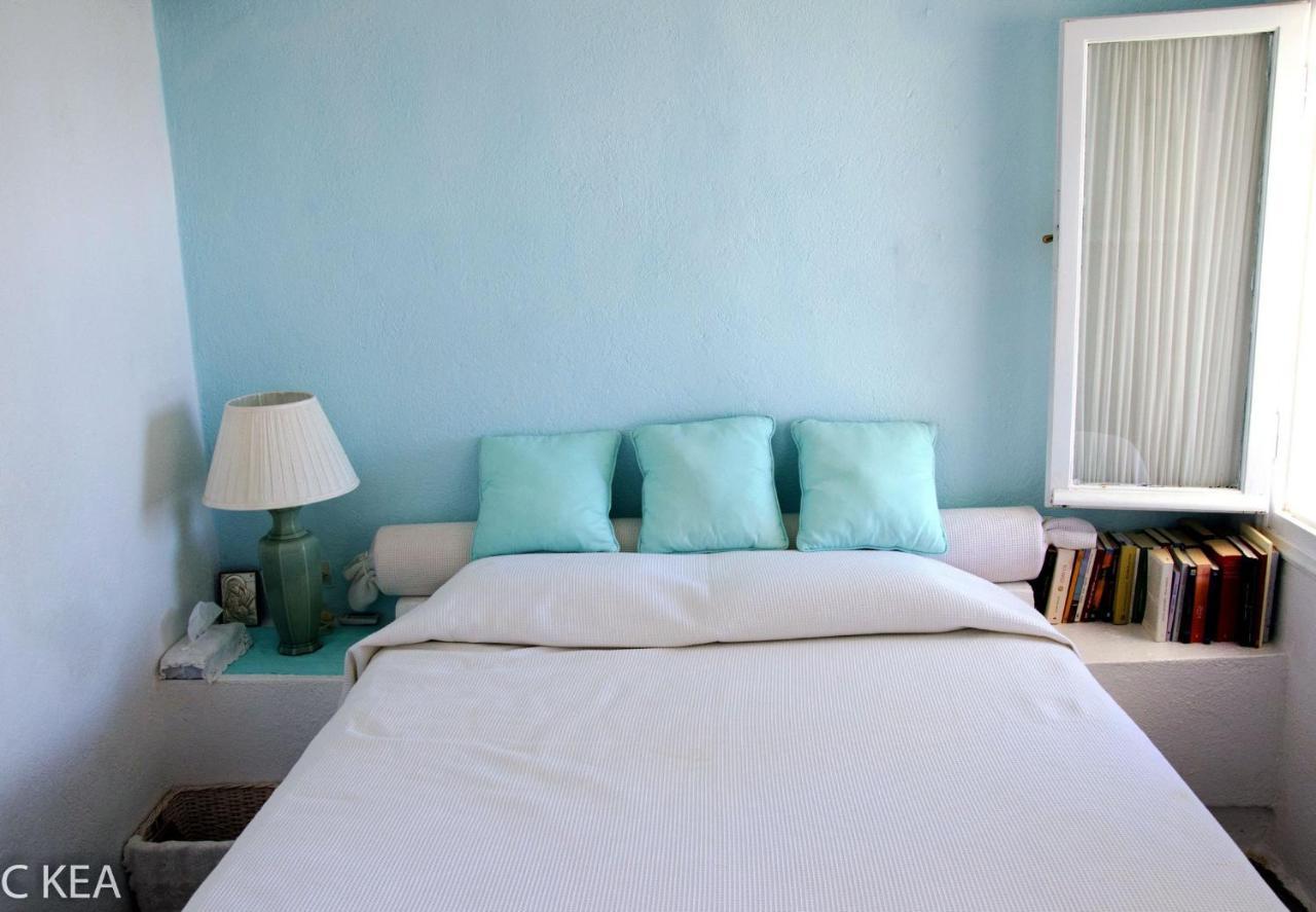 Fantastic Waterfront In Koundouros, Kea Holiday home *