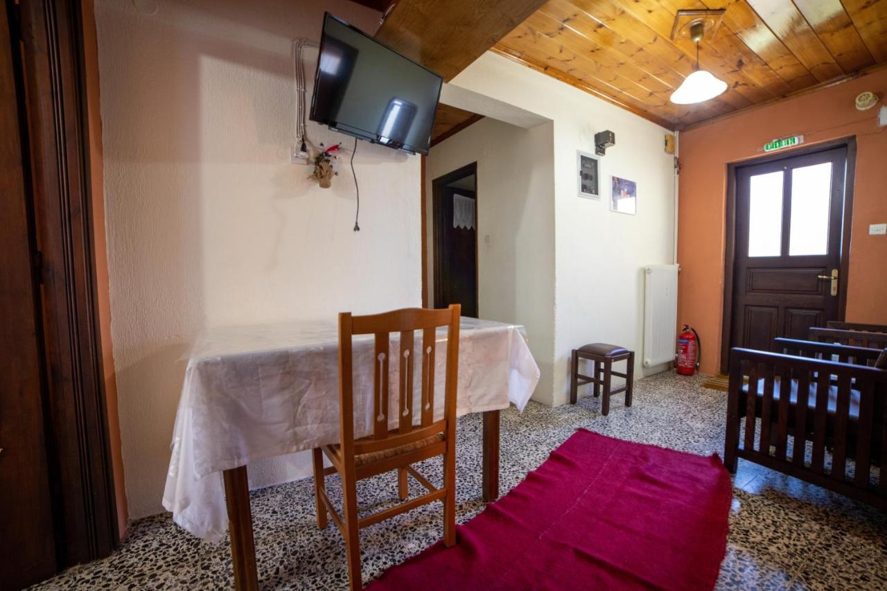Guest house Mprizis Elati (Trikala)