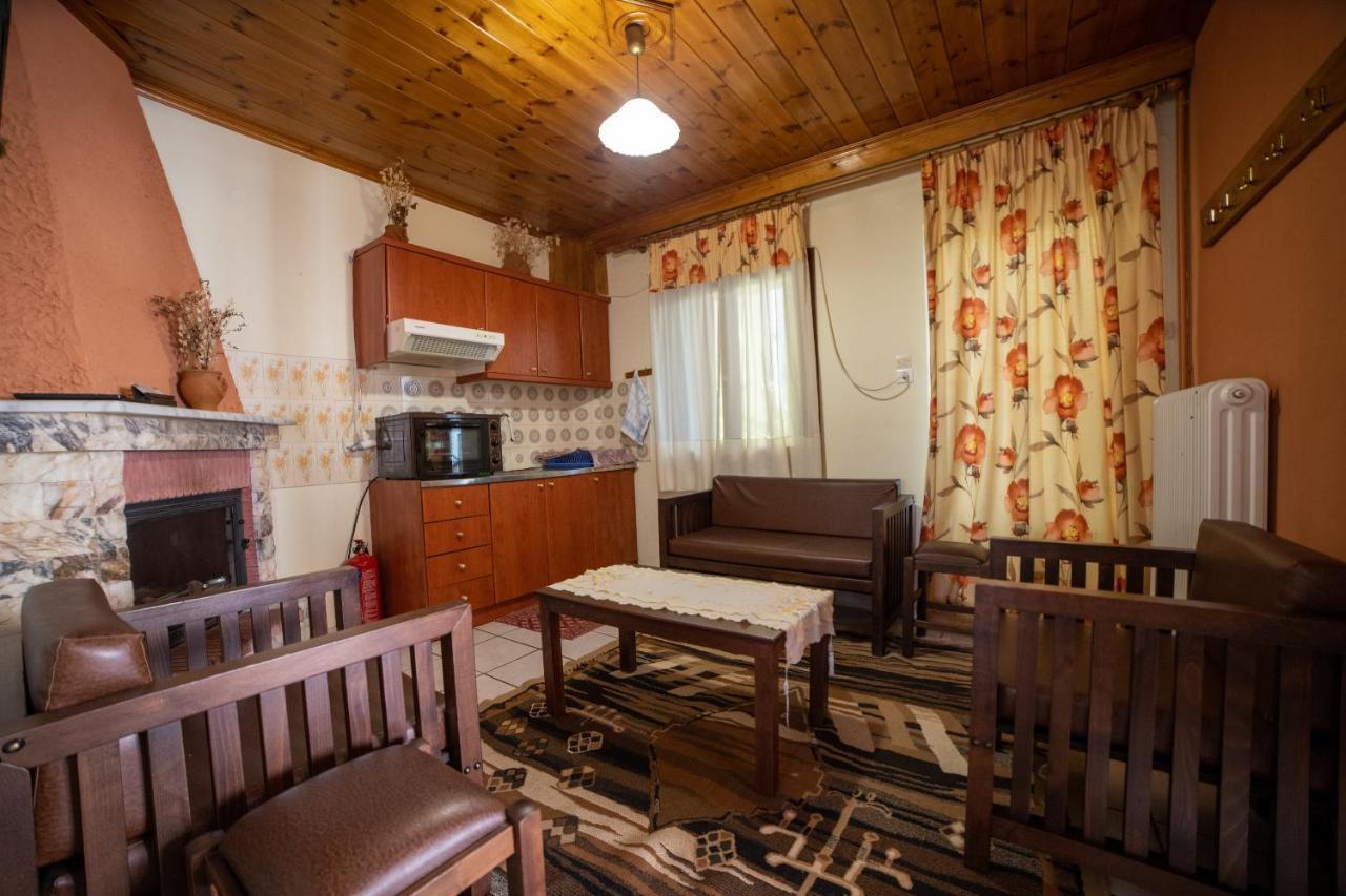 Guest house Mprizis Elati (Trikala)
