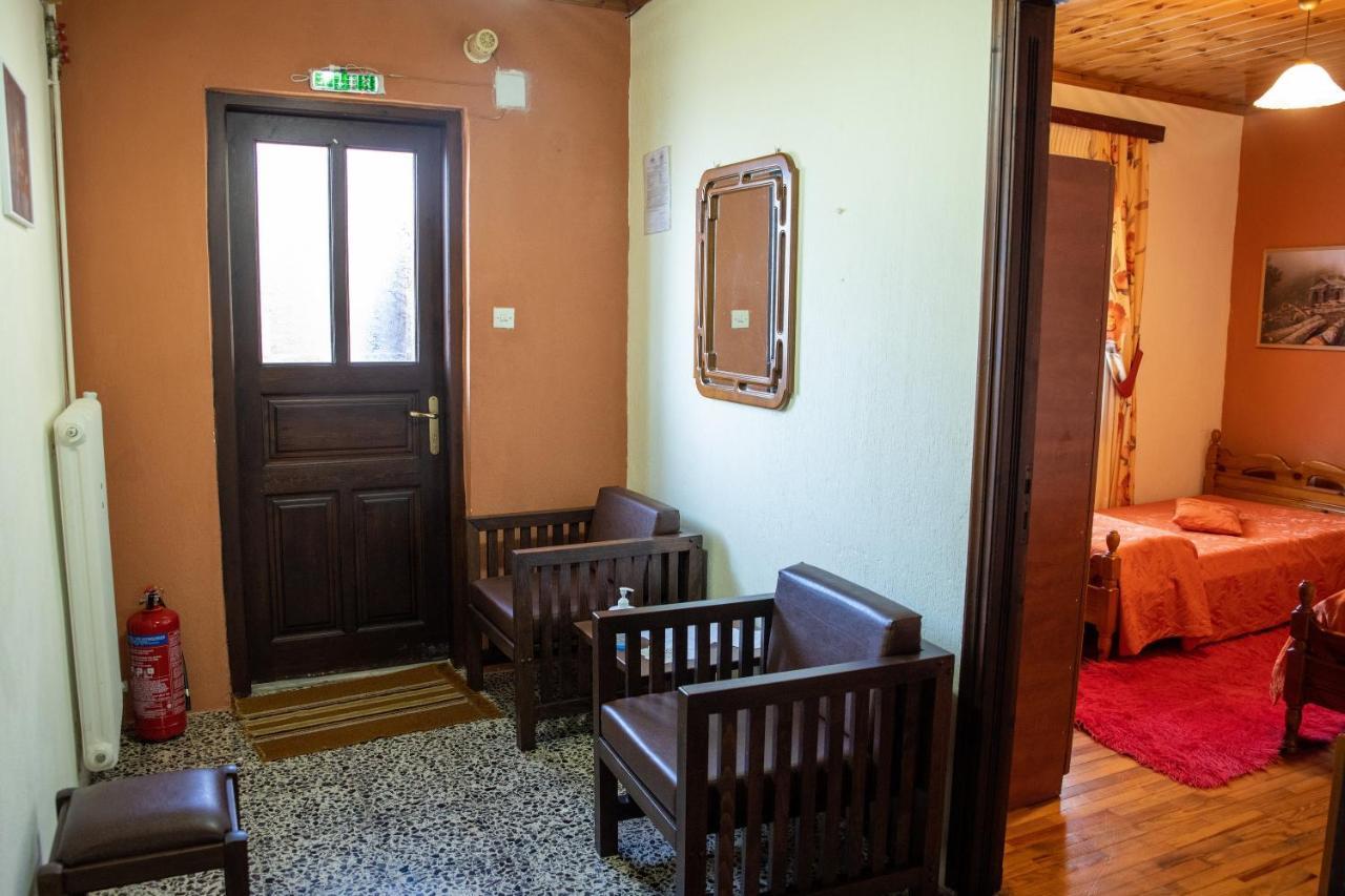 Guest house Mprizis Elati (Trikala)