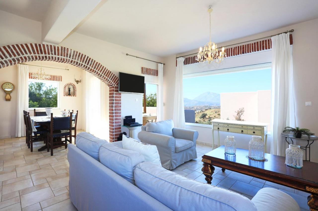 Listaros Villas