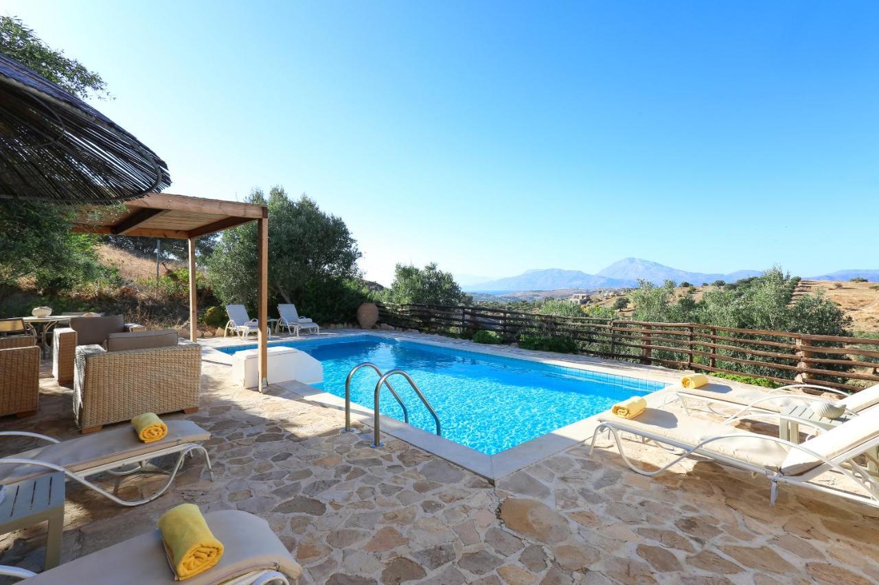 Listaros Villas * Listaros