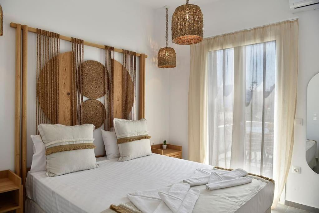 Kryni Deluxe * Adamantas (Milos)