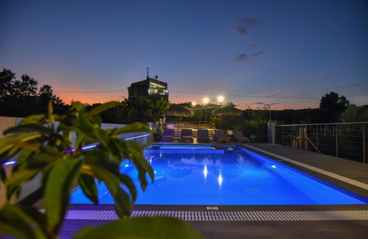 Holiday home Villabayviewcrete *