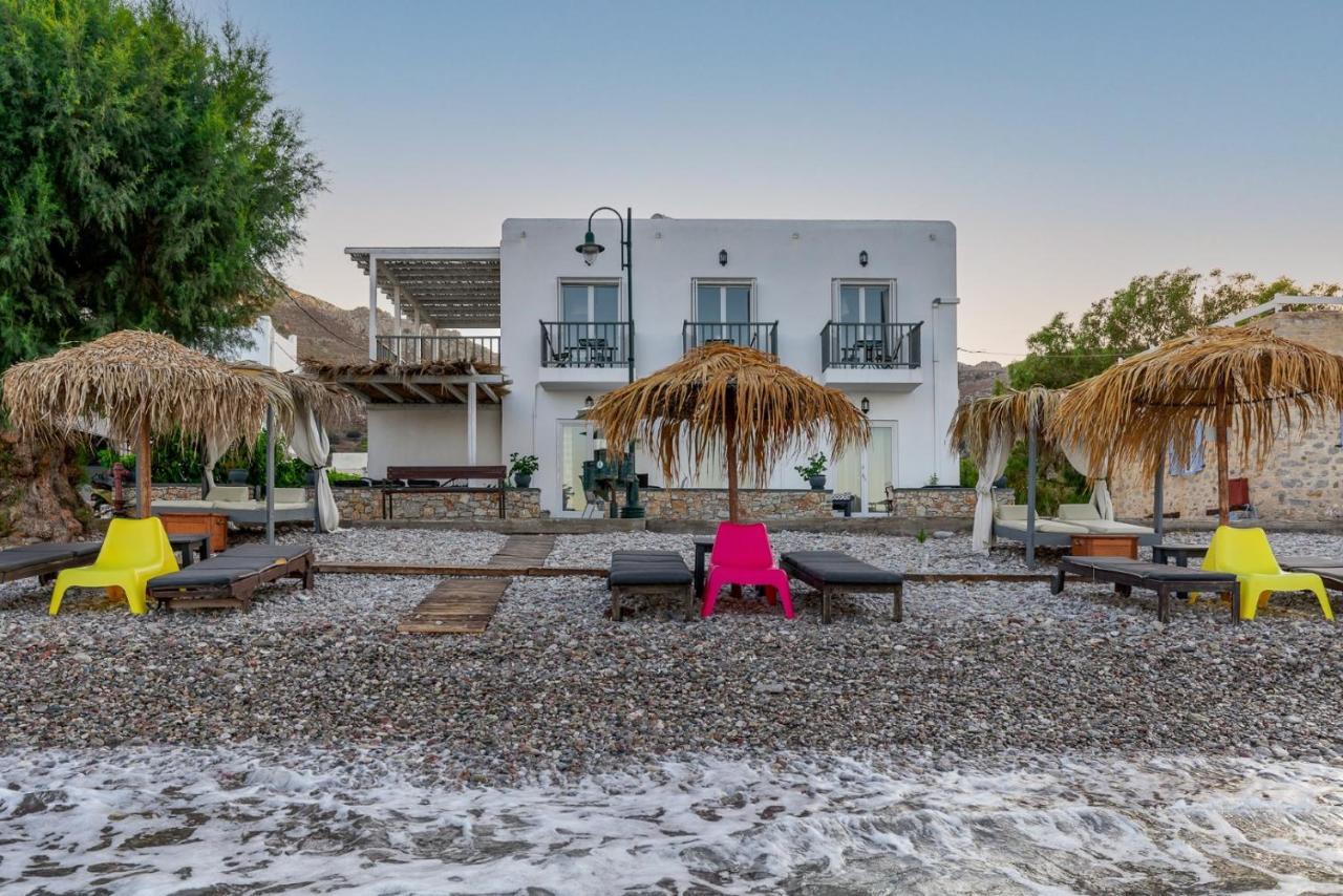 Uno Beachfront *