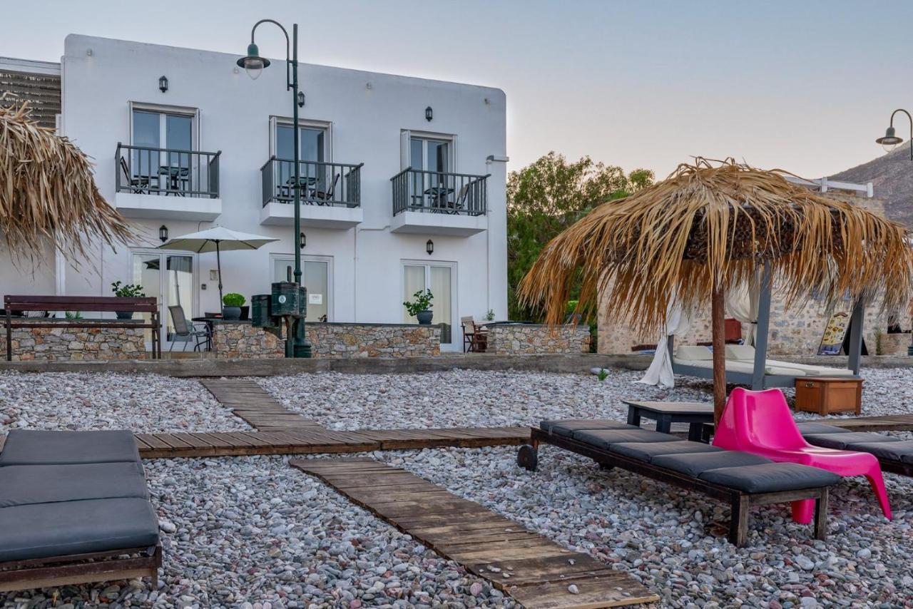 Uno Beachfront Livadia (Tilos)