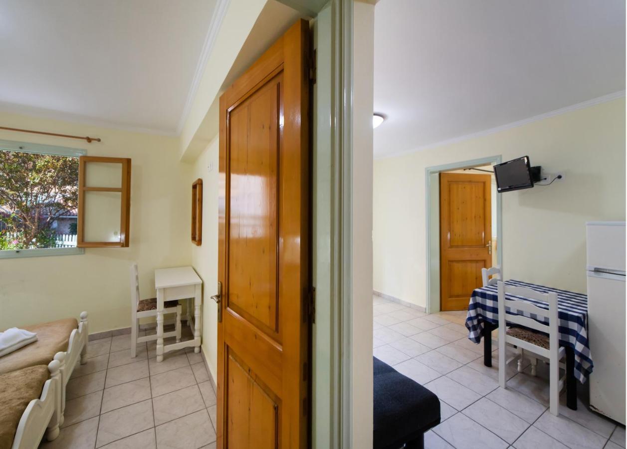Olive Tree Hotel 2*