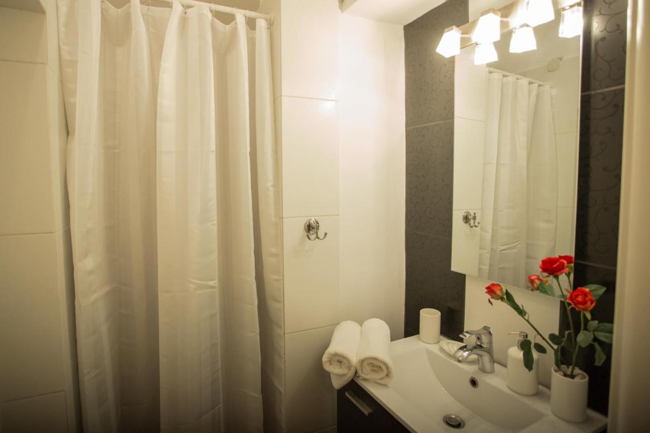 Apollonio Upper View Aparthotel