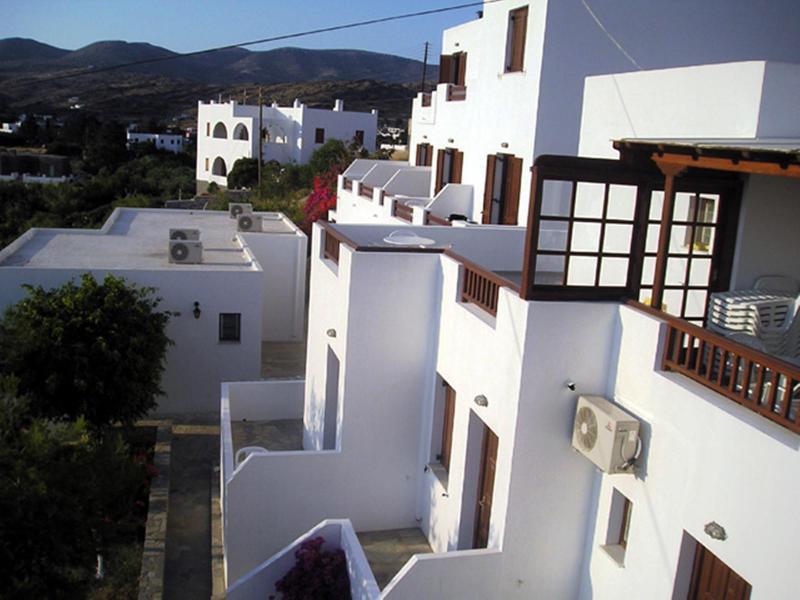 Golden Sun Aparthotel Chora (Ios)