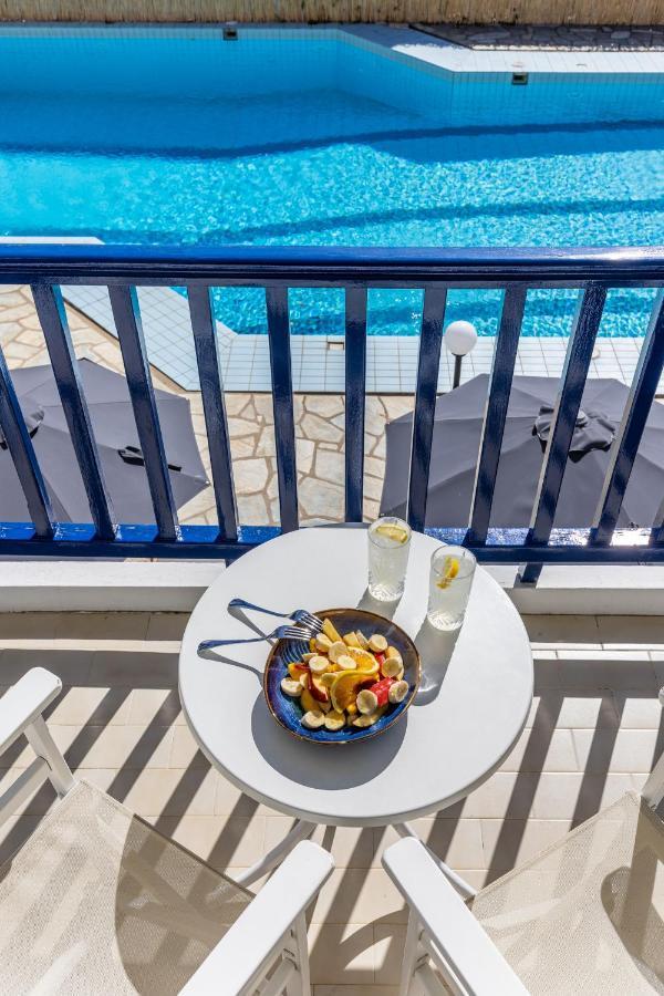 Aperitton Skopelos Town