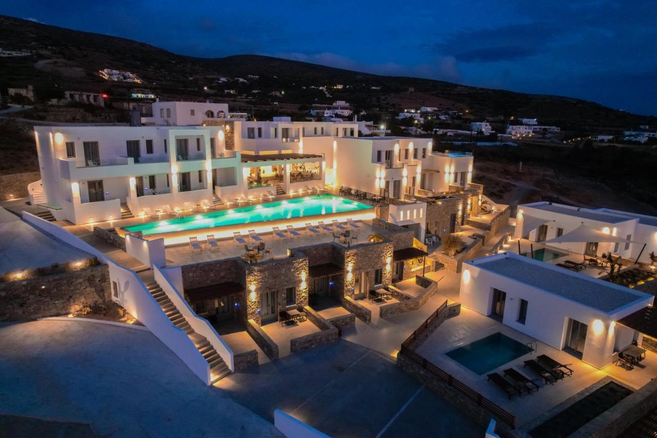 Kouros Blanc & Hotel Pounda