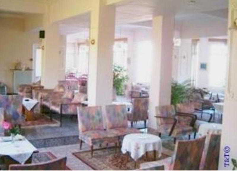 Nireus Nea Makri
