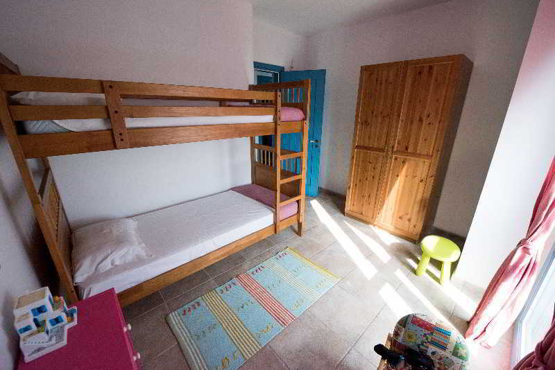 Aloustina 4*