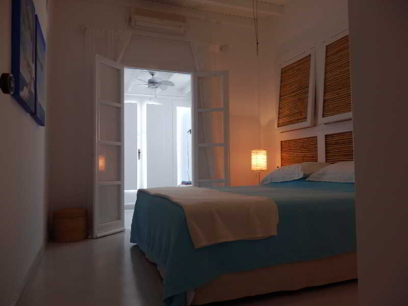 Captain Zeppos Apartment *
