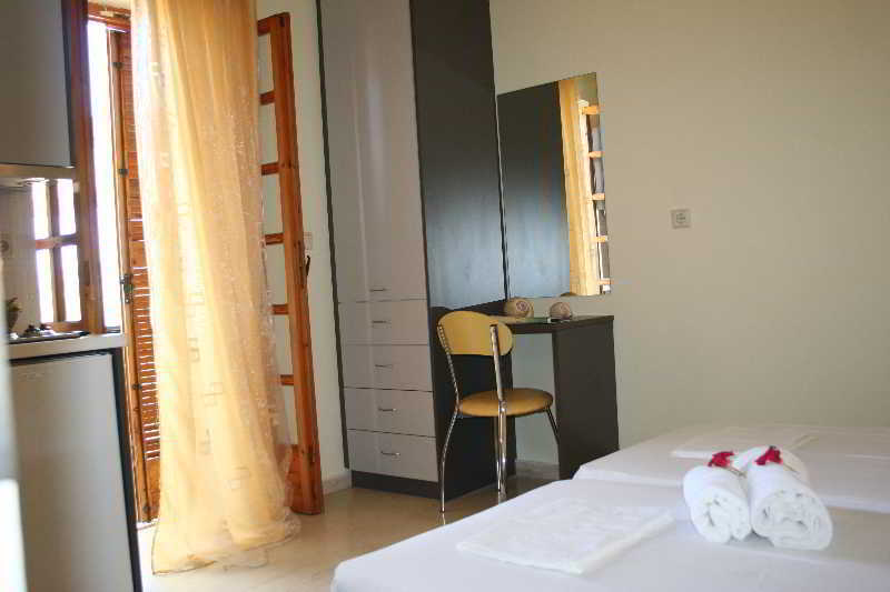 Hotel Nikas & 2*