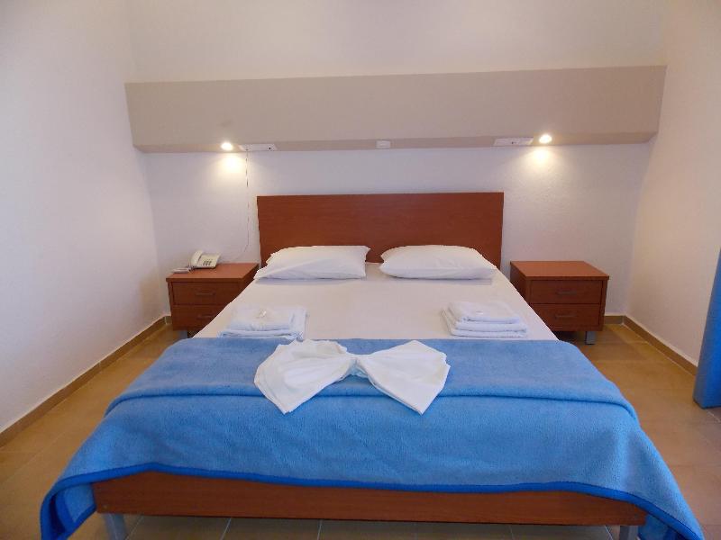 Mari Hotel 2*