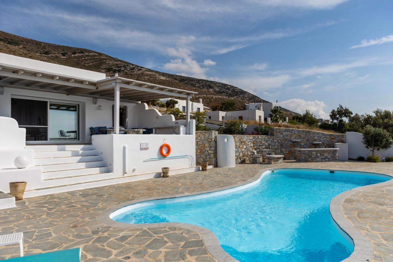 Livana Naxos *