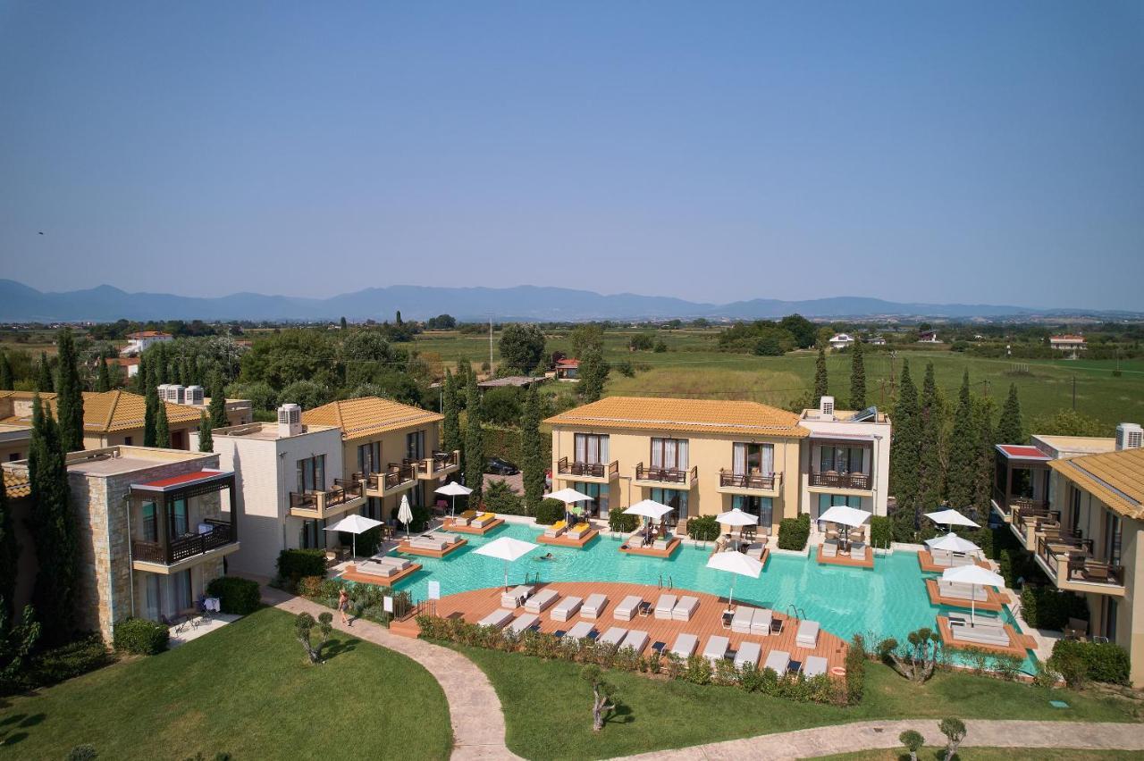 Mediterranean Village & 5*