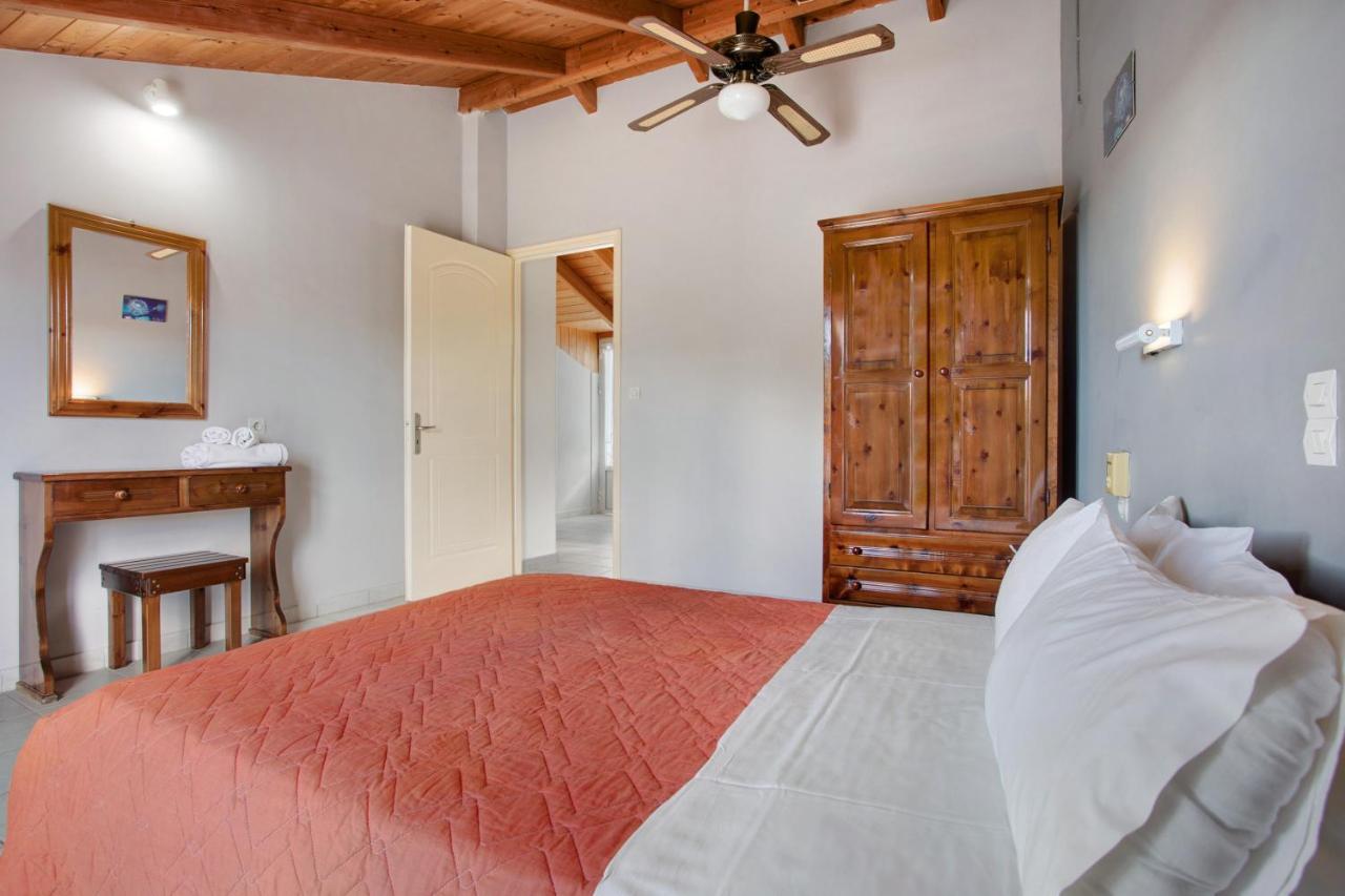 Dolphin Sea View 9