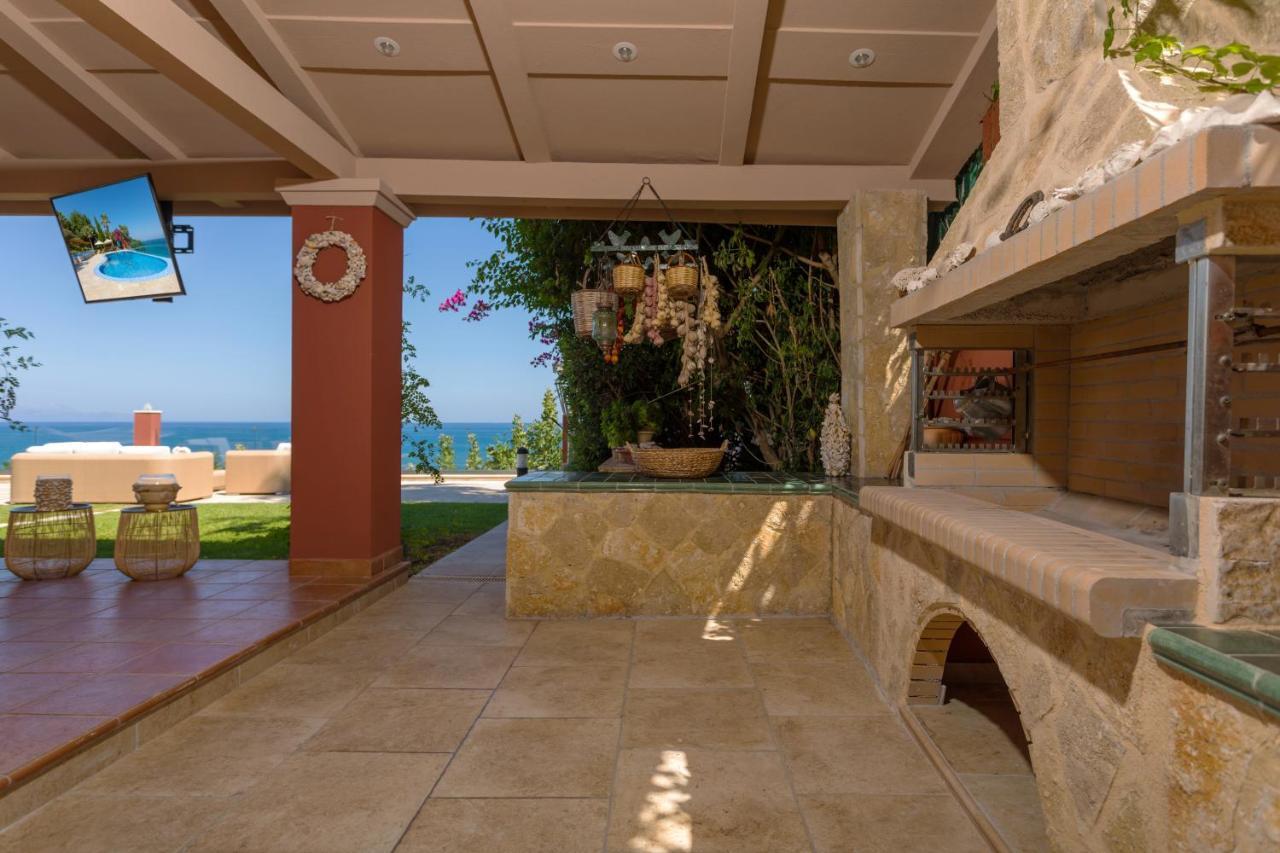 Apartment Seafront Luxury 