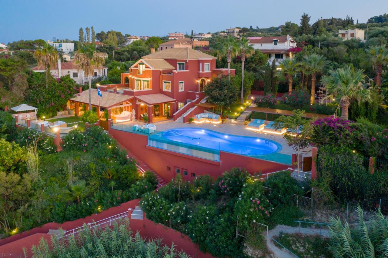 Seafront Luxury 