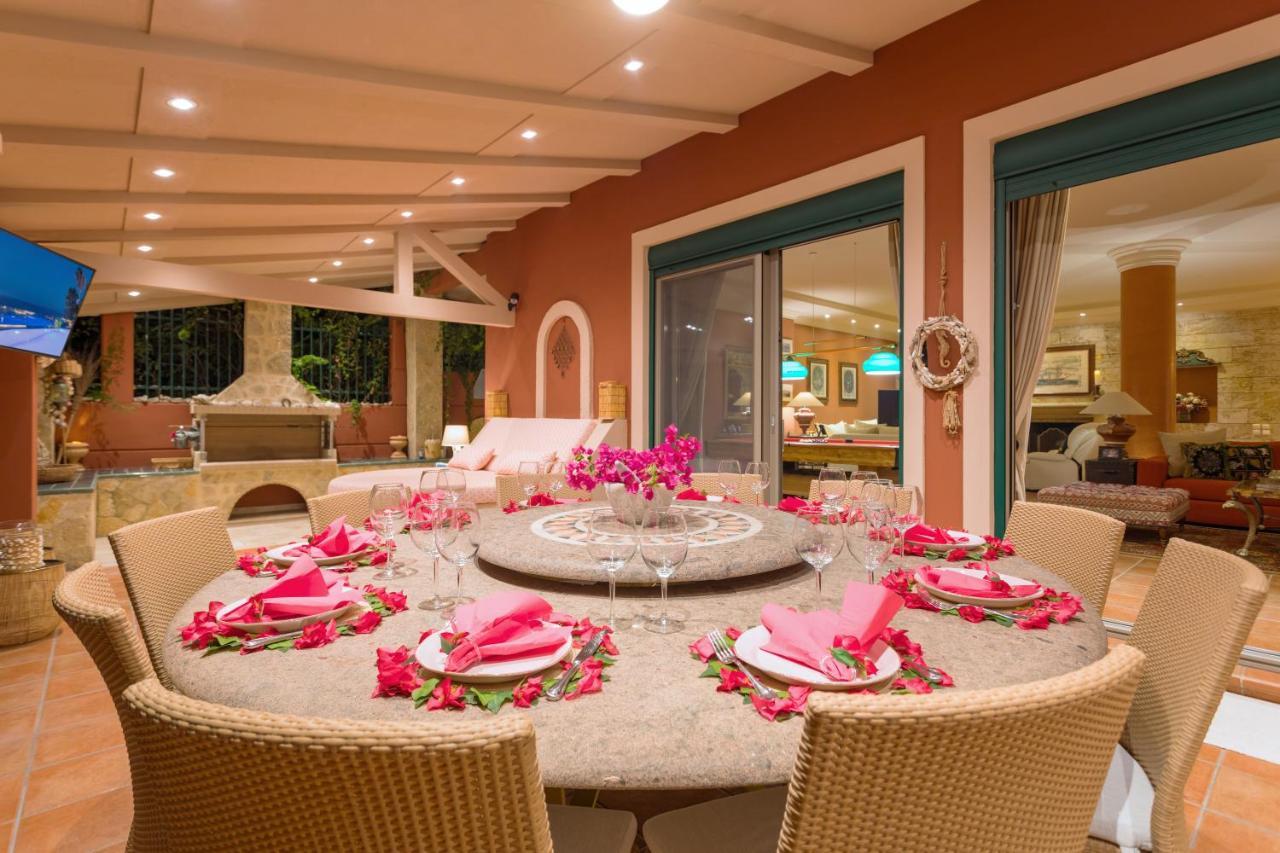 Apartment Seafront Luxury 